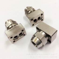 Aluminum SS Brass Steel Motorcycle Train Car Engine Parts Precision CNC Machined